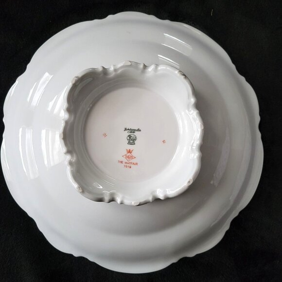 Vtg Hutschenreuther Selb Pasco MayFair 7619 Pedestal Serving Bowl / Fruit Bowl - Picture 2 of 10